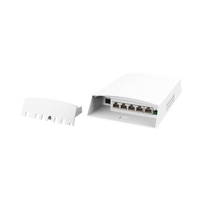 Switch PoE para Exterior / No administrable / PoE Entrada 802.3 bt  / 1 Puerto PoE salida 24V pasivo /  3 puertos PoE 802.3 af + 1 puerto SFP