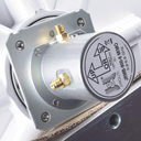 Antena Direccional de Alto Rendimiento / 32 dBi / 3 ft / 5.9-6.6 GHz / Conectores SMA Hembra Inverso / Alto Aislamiento al Ruido / Fácil Montaje con Radomo Incluido