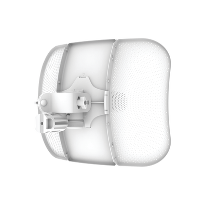 UBIQUITI LITEBEAM AC LBE-5AC-GEN2	- Radio con antena integrada Airmax AC