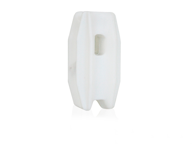 ALTER-AISLADOR DE ESQUINA PARA POSTE DE 1/2pulg O 3/4pulg COLOR BLANCO PARA CERCAS ELECTRIFICADAS.ALT-AIS3 VENTA POR PIEZA