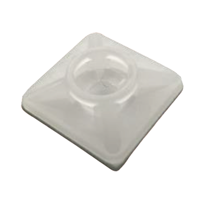 [238241]  Base Autoadherible para Cinchos Práctica y Eficiente para la Organización y Fijación de Cables, Fabricada en Nylon Resistente y de Color Natural con una Medida de 19x19 mm, Paquete con 100 Piezas (4210-00001)