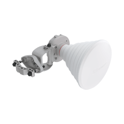 [242971] Antena Symmetrical Horn 30° / 4ta Generación / Rango de Frecuencia 5100 - 6775 MHz / Ganancia 18 dBi /  IP55 / Montaje en Poste 20-55 mm / Resistencia al Viento 160 km/h